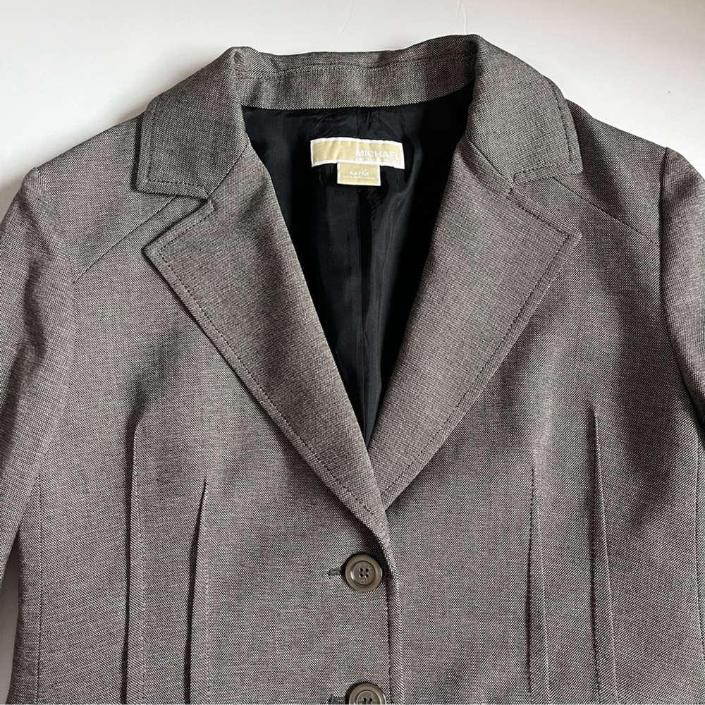Michael Kors Brown Two- button Pleated Blazer US M - Picture 3 of 8